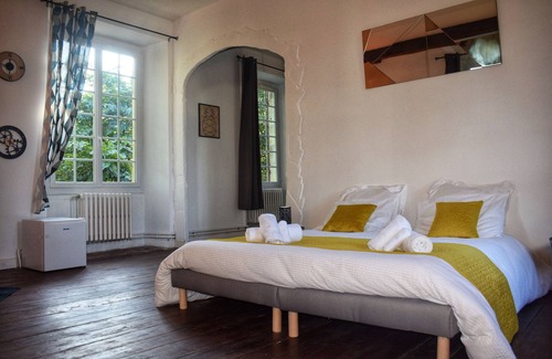 Sainte-Sabine-Born Maison | Elégance Périgourdine and SPA