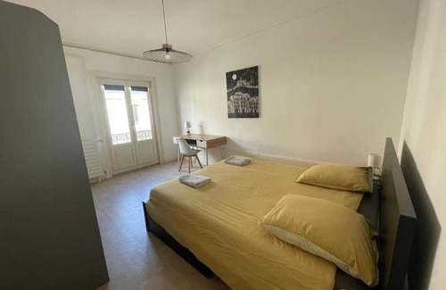 Besancon Old Town Appartement | Elégant 2 chambres square saint amour