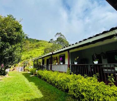 San Carlos Maison | El Abuelo y La Montaña jacuzzi