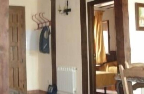 Almodovar del Pinar Cottage | El Acebo Gîte Rural pour 8 personnes