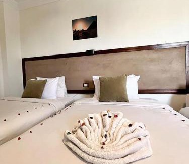 Al Haram Lit Et Petit-Déjeuner | El Aida Pyramids View Boutique