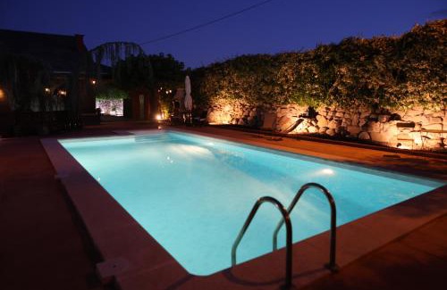 Llica d'Amunt Maison | El Cedre Blau Vivienda con piscina en Granollers