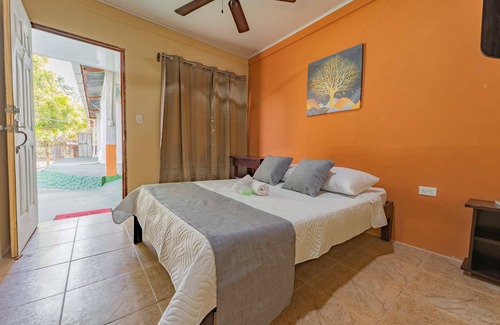Canas Dulces Lit Et Petit-Déjeuner | El Cocobolo Food&Rest Room 2 B&B Wifi A/C Pkg