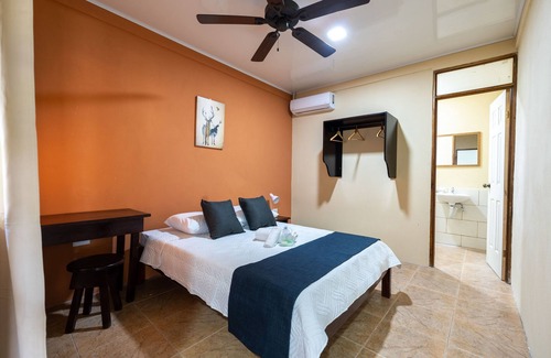 Canas Dulces Lit Et Petit-Déjeuner | El Cocobolo Food&rest Room 6 B&B Wifi A/C Pkg Gratis