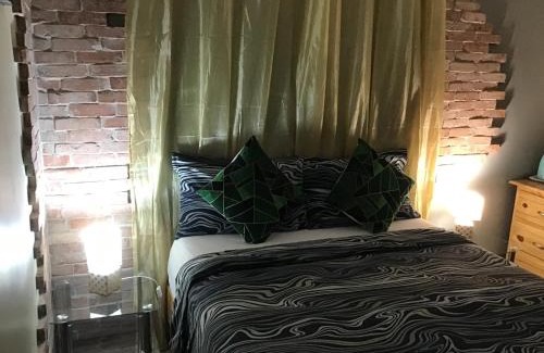 Zona Colonial Maison | El Conde De Atrini