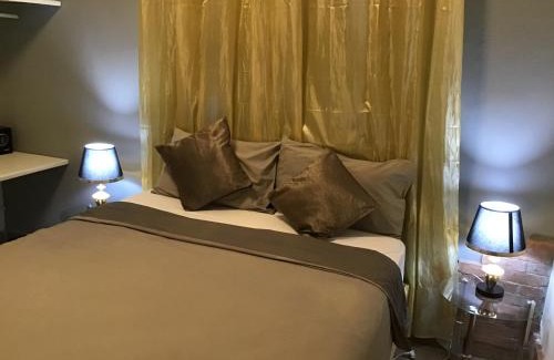 Zona Colonial Maison | El Conde De Atrini