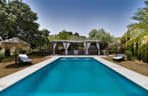 Montefrio Villa | Cortijo 5 * exclusif, piscine privée, g @ mers den, spa, salle de gym et bien plus encore