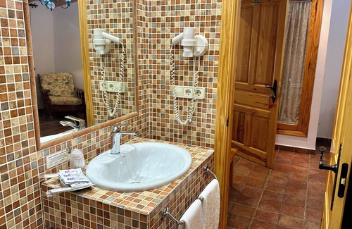 Burunchel Hôtel | El Curro Hotel Rural