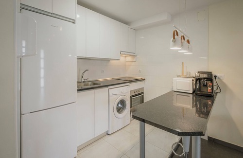 Villanueva de Avila Maison | El Encanto del Alberche 'Casa 4' avec vue sur les montagnes, piscine partagée et Wi-Fi
