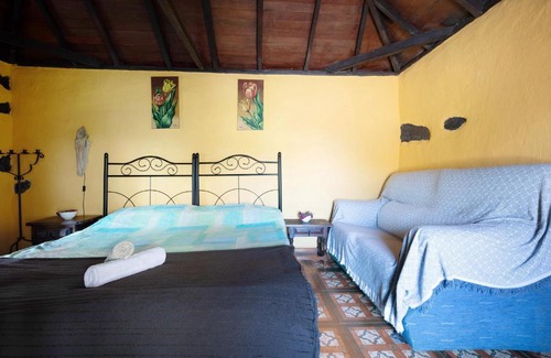 Icod de los Vinos Villa | El Jardín de las Hespérides