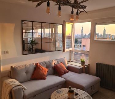 Barrio de Jesus Appartement | El Mirador del Pilar - Parking y vistas a la basílica
