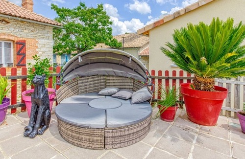 Septfonds Appartement | Nid du Merle avec Sauna et jacuzzi privatifs