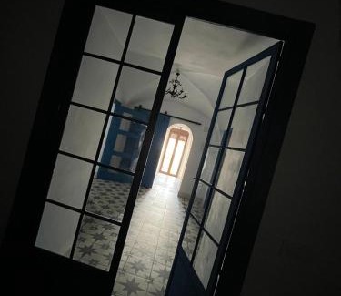 Almendral Maison | El palacete azul