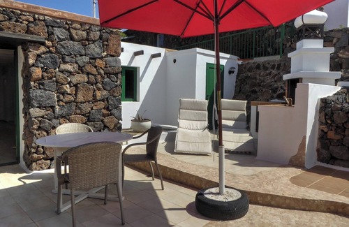 Haria Cottage | El Refugio - Idyllique maison de jardin à 4 km de la plage