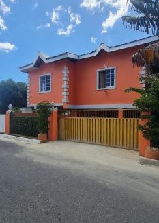 Tunapuna Appartement | El Rincón - El Jardín