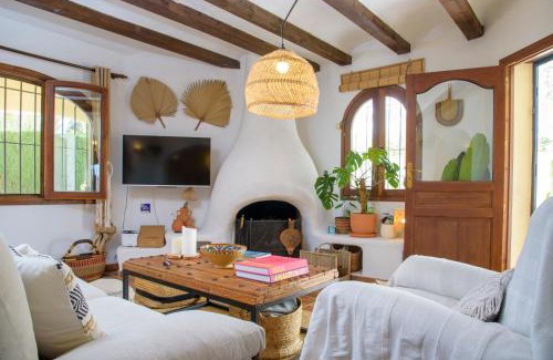 Benimeit Maison | El Sarchal Bohemian holiday home with pool in Moraira