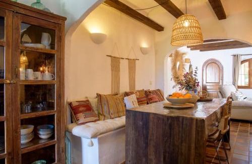 Benimeit Maison | El Sarchal Bohemian holiday home with pool in Moraira