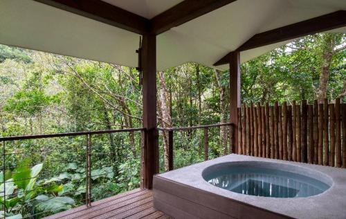 Toro Amarillo Cabine | El Silencio Lodge & Spa Costa Rica