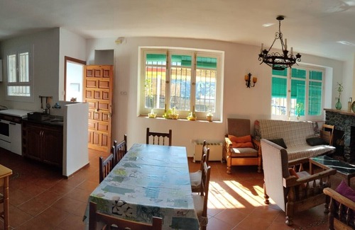 Guejar Sierra Maison | El Ventorrillo, hébergement pour 10 personnes.
