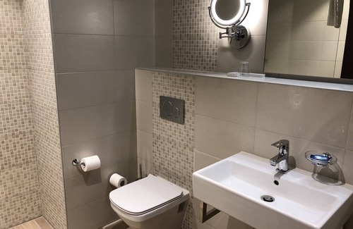 Gombe Hôtel | Elais Kinshasa