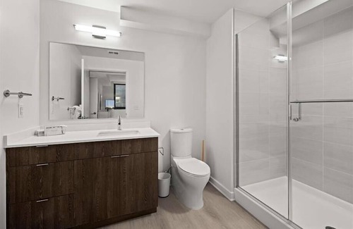NoMa Hôtel | Electric Car Charging Available! nr Capitol 2BR w/ Parking