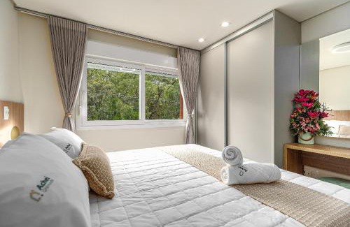 Vila Suzana Appartement | Elegância e Conforto em Canela by Achei