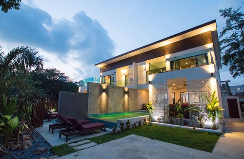 Ko Chang Villa | Elegance Pool Villas, l'expérience ultime du luxe près de White Sands