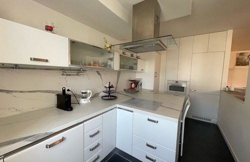 Ovest Appartement | elegance Suite in Verone~ 15 min in auto from Garda Lake