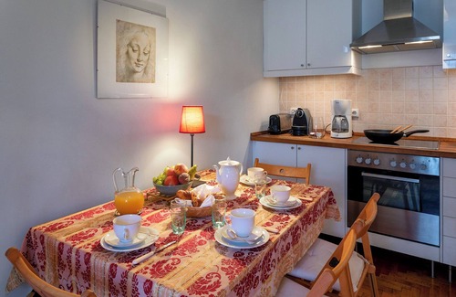 Lagymanyos Appartement | Elégance & Tradition