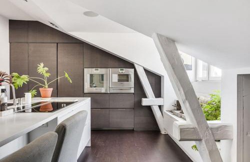 Ostermalm Appartement | Elegant Östermalm Loft