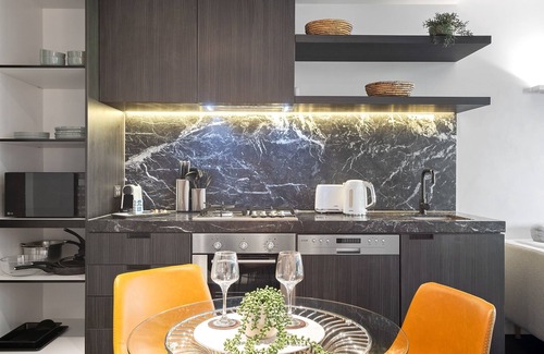 North Melbourne Appartement | Elegant 1-Bed Apartment with Premium Amenities
