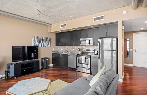 Civic Core Copropriété | Elegant 1 Bedroom in a Prime Location Free Parking & Wifi!