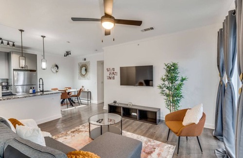 McNeil Appartement | Elegant 1BR w/resort style pool near The Domain