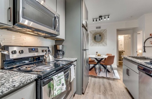 McNeil Appartement | Elegant 1BR w/resort style pool near The Domain