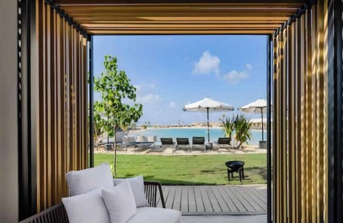 Ad-Dab'ah Cabine | Elegant 2-BR Cabin Casa Cook