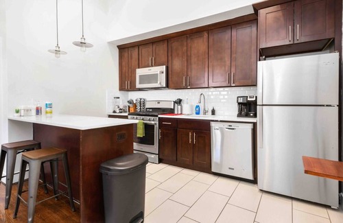 Downtown Newark Hôtel | ★Elegant 2BR King Bed | Loft apt | 30 min to NYC★