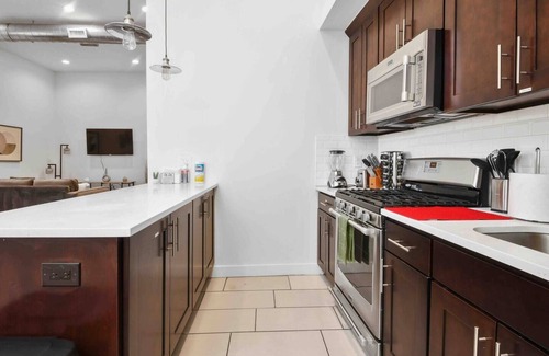 Downtown Newark Hôtel | ★Elegant 2BR King Bed | Loft apt | 30 min to NYC★
