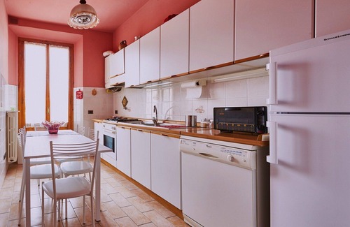 Isolotto Appartement | Appartement élégant et lumineux avec parking privé