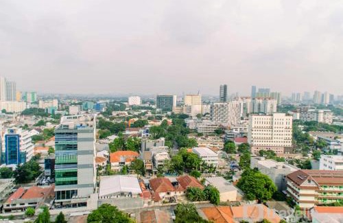 Cikini Appartement | Elegant and Restful 2BR at Menteng Park Apartment By Travelio