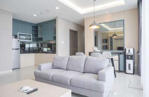 Jakarta Appartement | Elegant and Spacious 3BR at Ciputra International Apartment By Travelio