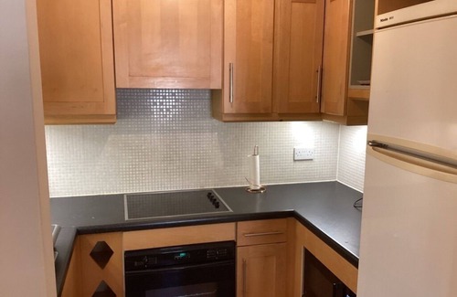 Stillorgan Appartement | Elegant and tranquil apartment in prime location. Beautiful landscaped gardens!