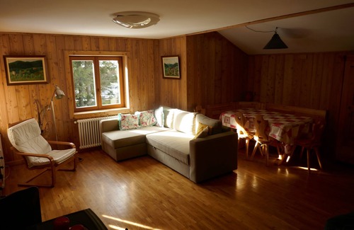 Gressoney-Saint-Jean Appartement | Elégant appartement dans chalet typique avec jardin