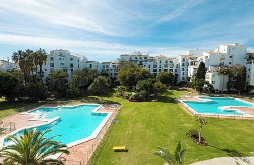 Puerto Banus Appartement | Appartement 2 chambres récemment r��nové au coeur de Puerto Banús.