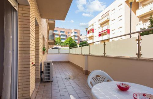 Lloret de Mar Appartement | Elegant Apartment in Lloret de Mar, 85 m² with Pool