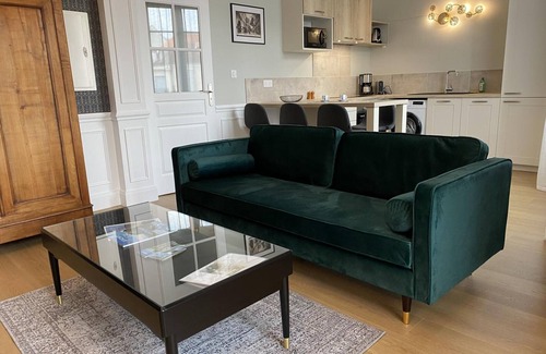 Vieux Vichy Appartement | Appartement Équipé avec Balcon au Cœur de Vichy - Proche Thermes et Commerces