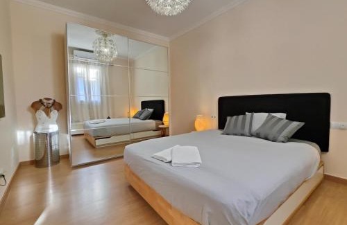Sants-Badal Appartement | Elegant apartment Rambla Badal