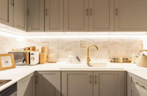 Eixample Appartement | Elegant Apartment Steps from Passeig de Gràcia