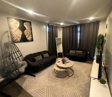 Newark Appartement | Elegant Apt by EWR & PennStation