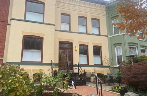 Capitol Hill Appartement | Elegant apt on Capitol Hill with high-end finishes and furnishings