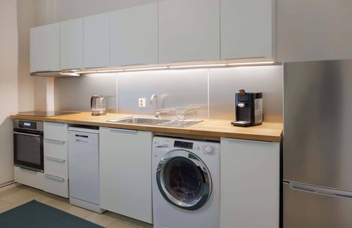 Wrangelkiez Appartement | Elegant Art Deco Room in Kreuzberg 2